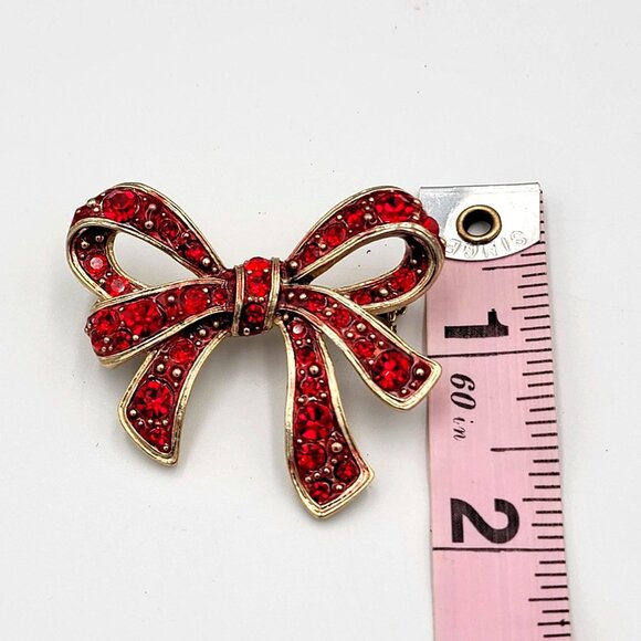 Vintage Christmas Gold Tone Bow Brooch With Red Rhinestones - Picture 11 of 11